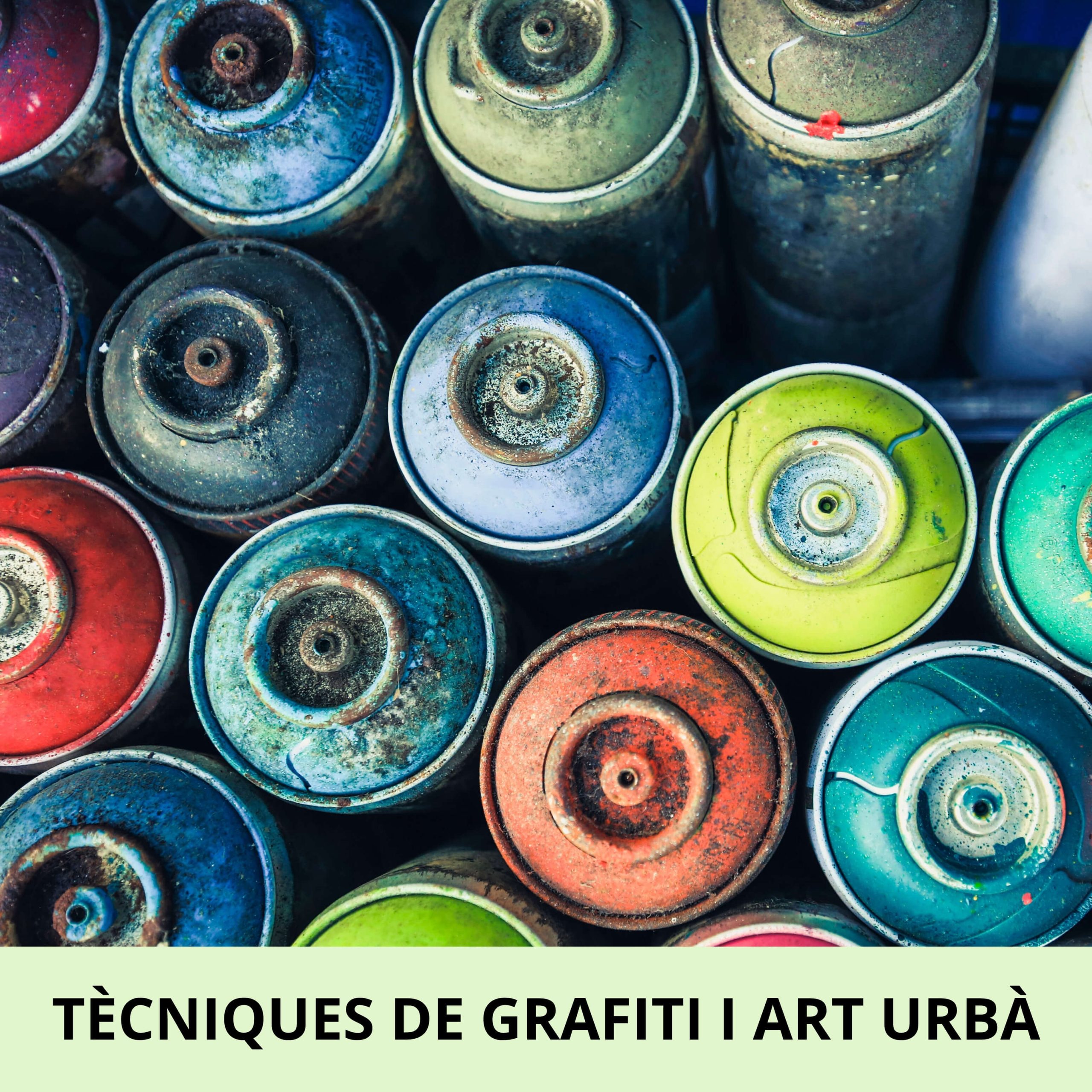 imatge de sprays de pintura